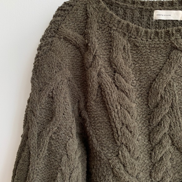 Anthropologie | Chunky Olive Knit Sweater - Picture 3 of 3